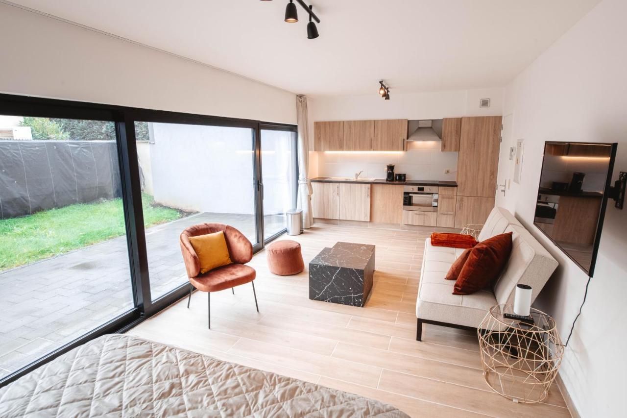 K&Y Suites 3 Brussels Airport 500M! ซาเวนเตม ภายนอก รูปภาพ