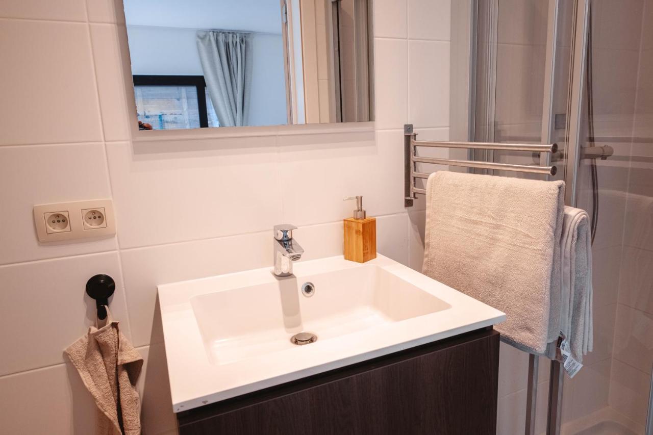 K&Y Suites 3 Brussels Airport 500M! ซาเวนเตม ภายนอก รูปภาพ